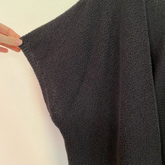 ARITZIA COMMUNITY Ionic Cape Cardigan Short Sleeve - Picture 4 of 7